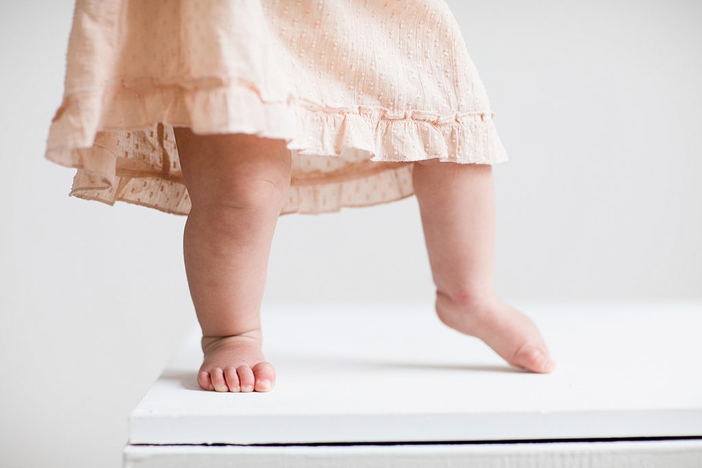 One Year Photos - Little feet with pointed toe