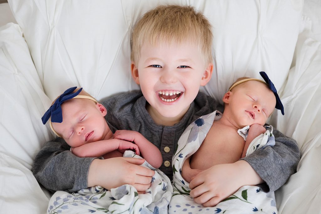 5 Tips for Stress-Free Photos with Twins